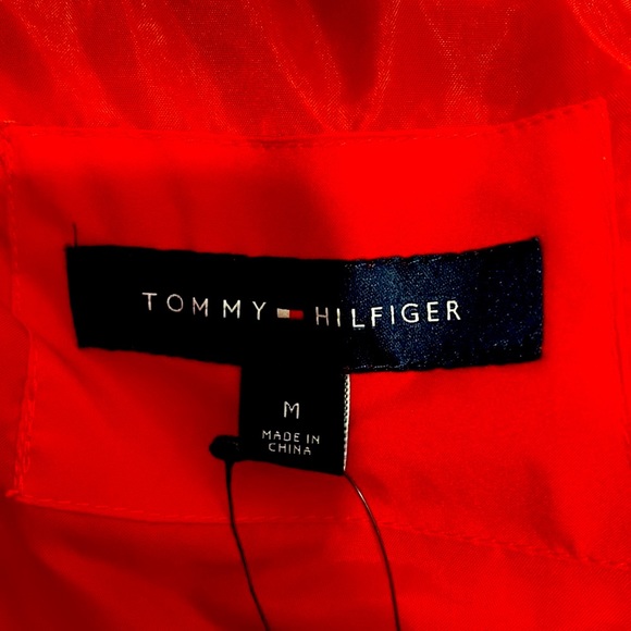 Red - Picture 9 of 10